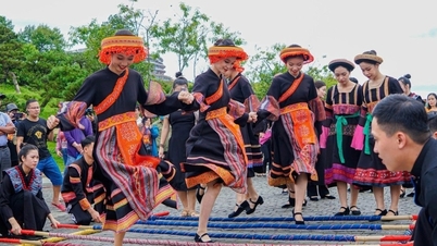 វីដេអូចំនួន ១០០០ ដែលផ្សព្វផ្សាយរូបភាព និងអត្តសញ្ញាណវប្បធម៌របស់ប្រទេសវៀតណាមទៅកាន់ពិភពលោក។