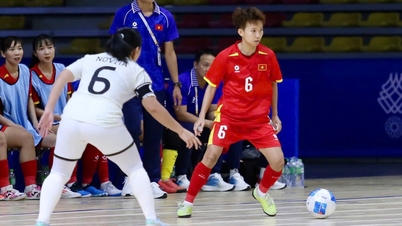 Vietnami női futsal vs. Indonézia (első félidő) 1-0: Thanh Ngan szerezte meg a gólszerző győzelmét.
