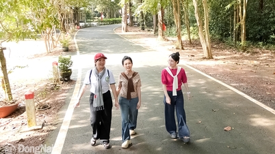 ដីបៃតងរឿងព្រេងនិទាន