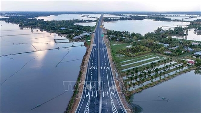 ចាប់ពីថ្ងៃទី ១៩ ខែធ្នូ ពេលវេលាធ្វើដំណើរពី Can Tho ទៅ Ca Mau នឹងមានរយៈពេលត្រឹមតែ ១ ម៉ោង ៣០ នាទីប៉ុណ្ណោះ។