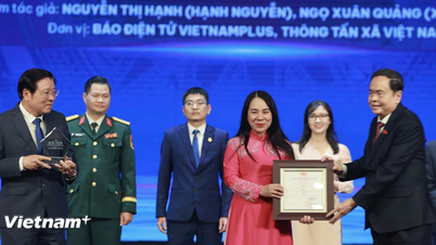 Die Online-Zeitung VietnamPlus gewinnt den A-Preis bei den vierten Dien Hong Awards