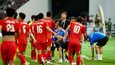 Báo chí khu vực: 'Thái Lan run rẩy, mất HCV vào tay U.23 Việt Nam vì ông Kim quá giỏi’
