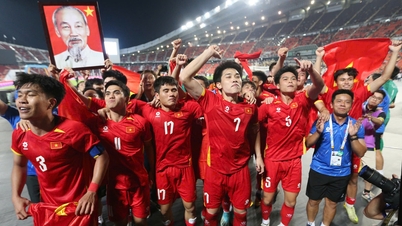 Ly Duc peker på styrkene som hjalp Vietnam U22 med å komme seg tilbake fra et undertrinn og vinne mot Thailand.