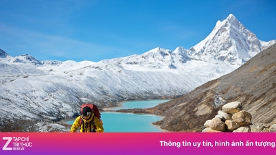 中国では見知らぬ人を登山に誘う風潮がある。