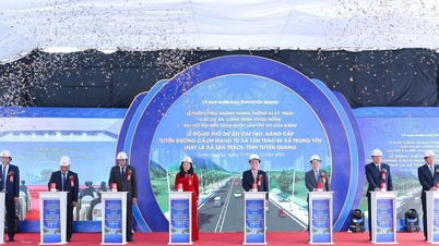 Le Minh Hoan, a Nemzetgyűlés alelnöke részt vett a Tuyen Quang-i Forradalmi Út korszerűsítési projektjének alapkőletételi ünnepségén.