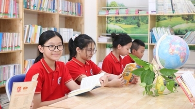 Hindari membebani kurikulum secara berlebihan dan prioritaskan pengintegrasian konten pendidikan AI ke dalam berbagai mata pelajaran.