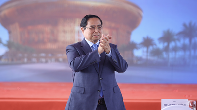 Perdana Menteri mengungkapkan "poin-poin penting" dari ratusan proyek senilai total 3,4 triliun VND.