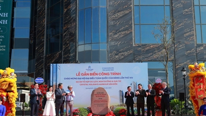 Speciale Economische Zone Van Don, Quang Ninh: Twee torens, A en B, van het Crystal Holidays Harbour Complex ingehuldigd.