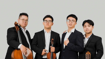 콘서트 프로그램 "W 콘서트: 실내악단과 합창단"