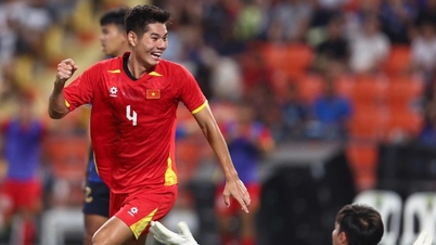 Steve Darby: “Di sản của HLV Troussier giúp U22 Việt Nam vô địch SEA Games”