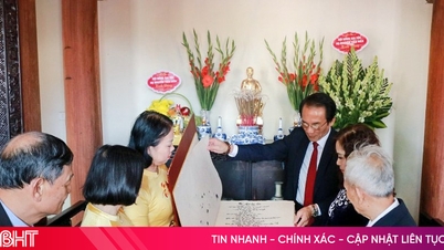 Le Conseil des familles rend hommage au grand poète Nguyen Du.