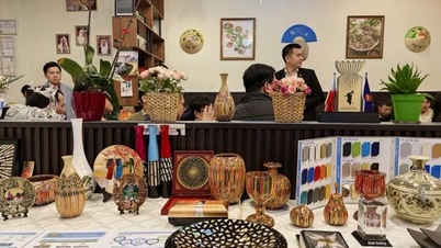 Het Vietnamese handelskantoor in Saoedi-Arabië presenteert exportproducten in het Koninkrijk Bahrein.