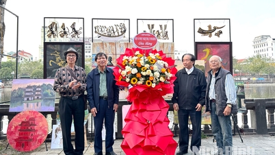 បើកការតាំងពិព័រណ៌សិល្បៈ Binh Ngọ ឆ្នាំ 2026