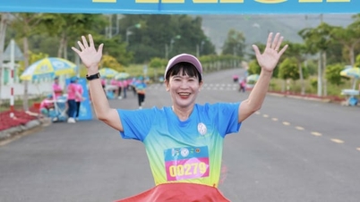The traditional Khánh Hòa Bird's Nest Sports Festival spreads the spirit of solidarity.