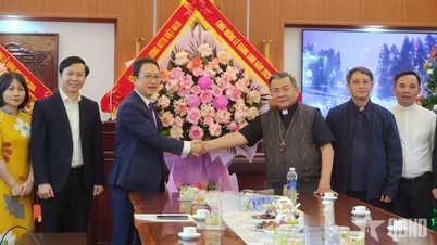 El Comité Central del Frente de la Patria de Vietnam envía saludos navideños a la Diócesis de Lang Son – Cao Bang.