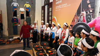 Luister naar de weergalmende echo's van het Muong gong-cultureel erfgoed in het hart van Hanoi.