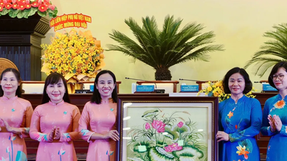 សហភាពនារីទីក្រុងហូជីមិញនឹងបន្តលើកកម្ពស់តួនាទីជាអ្នកត្រួសត្រាយផ្លូវរបស់ខ្លួនក្នុងការច្នៃប្រឌិត និងភាពច្នៃប្រឌិតបន្ថែមទៀត។