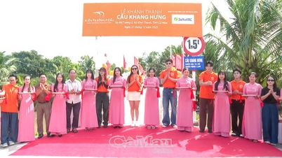 ការសាងសង់ចាប់ផ្តើម ហើយស្ពានចរាចរណ៍ជនបទត្រូវបានសម្ពោធ។