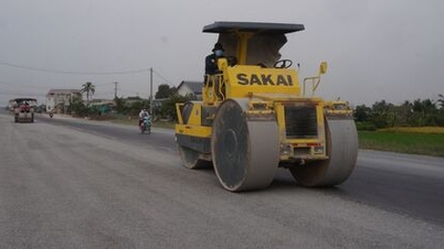 Effectively mobilizing social resources for infrastructure development.