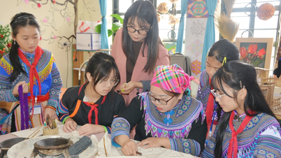 Bevare og spre den tradisjonelle kulturen til den etniske gruppen Hmong.
