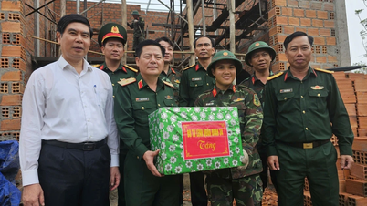 កងកម្លាំងប្រដាប់អាវុធតែងតែស្មោះត្រង់ រួបរួមគ្នា និងលះបង់ដើម្បីបម្រើប្រជាជន។
