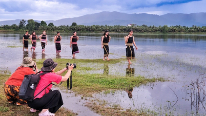 Memanfaatkan potensi pelancongan fotografi di dataran tinggi Gia Lai.