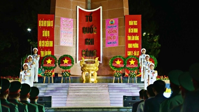 លោក ប៊ូយ ថាង អនុលេខាគណៈកម្មាធិការបក្សខេត្តឡាំដុង បានចូលរួមក្នុងពិធីរំលឹកវិញ្ញាណក្ខន្ធ “ផ្កាកុលាប - សមមិត្ត”។