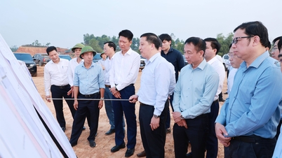 The delegation from Lao Cai province visited, conducted a field survey, and worked in Thai Nguyen.