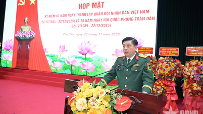 Can Tho City Military Command: Meeting to commemorate the 81st anniversary of the founding of the Vietnam People's Army.