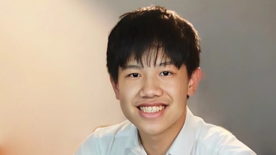 Un chico de 15 años obtiene una puntuación perfecta en el SAT y gana una beca para estudiar en Singapur.