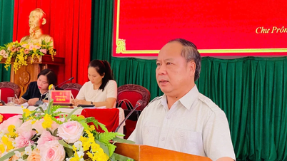 O Secretário Adjunto do Comitê Provincial do Partido, Chau Ngoc Tuan, participou da 3ª reunião (ampliada) do Comitê Executivo do Partido da Comuna de Chu Prong.