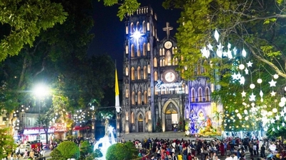 Hanoi: Eine lebhafte, vorweihnachtliche Atmosphäre in der Großen Kathedrale.