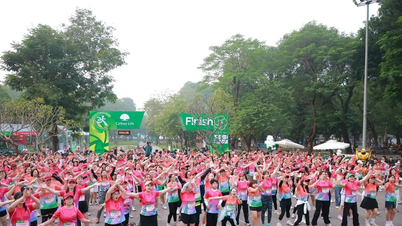 កម្មវិធីរត់ Cathay Happy Run 2025 លើកកម្ពស់របៀបរស់នៅដែលមានសុខភាពល្អនៅទីក្រុងហាណូយ។