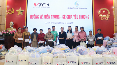 កញ្ចប់អំណោយចំនួន ៣០៥ ត្រូវបានចែកចាយដល់សមាជិកស្ត្រីដែលរងផលប៉ះពាល់ដោយទឹកជំនន់។
