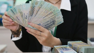 การแข่งขันเพื่อระดมทุนหลายล้านล้านดองกำลังทำให้ตลาดพันธบัตรร้อนแรงขึ้นในช่วงปลายปี