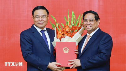 នាយករដ្ឋមន្ត្រីបានតែងតាំងលោក ឡេ ម៉ាញ ហ៊ុង ជារដ្ឋមន្ត្រីស្តីទីក្រសួងឧស្សាហកម្ម និងពាណិជ្ជកម្ម។