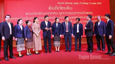 ក្រុមសិក្ខាកាមមួយក្រុមមកពីវគ្គបណ្តុះបណ្តាលរដ្ឋបាល និងកិច្ចការបរទេសរបស់បក្សប្រជាជនបដិវត្តន៍ឡាវបានធ្វើការសិក្សាស្រាវជ្រាវនៅខេត្តរបស់យើង។