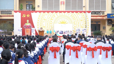 โรงเรียนมัธยมเลอฮงฟงจัดเวิร์คช็อปเกี่ยวกับทักษะในการป้องกันนักเรียนจากการถูกล่อลวงหรือหลอกลวงให้ใช้ยาเสพติด