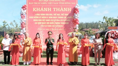 ពិធីសម្ពោធ​អគារ​វប្បធម៌ និង​កីឡា​នៅ​វត្ត​ទិញ​ហួយ។