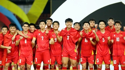 โค้ชคิม ซัง-ซิก ยังคงไว้วางใจให้เหงียน ดินห์ บัค ติดทีมชาติเวียดนาม U23 ต่อไป