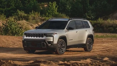 រថយន្ត Jeep Cherokee ឆ្នាំ ២០២៦ បានវិលត្រឡប់មកវិញ៖ មានតែម៉ូដែល Hybrid ប៉ុណ្ណោះ ជាមួយនឹងបច្ចេកវិទ្យាដ៏អស្ចារ្យ។