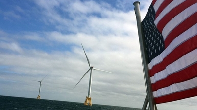 Les États-Unis suscitent la controverse en suspendant temporairement cinq projets éoliens offshore d'une valeur de plusieurs dizaines de milliards de dollars.