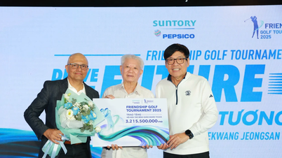 Das Suntory Pepsico Vietnam 2025 Freundschaftsgolfturnier sammelte über 3 Milliarden VND zur Unterstützung von krebskranken Kindern.