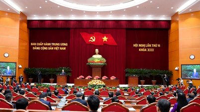 【写真】第13回党大会中央委員会第15回会議閉会式