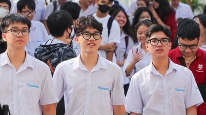 The University of Economics - Vietnam National University, Hanoi, has stopped accepting applications based on academic transcripts and removed the A01 subject combination.