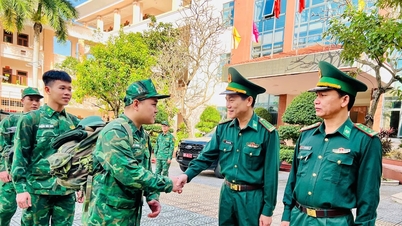 Bộ đội Biên phòng Đà Nẵng hỗ trợ xây dựng 5 căn nhà mới cho đồng bào Cơ Tu xã Tây Giang