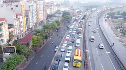 Hanoi restricts trucks over 10 tons and container trucks from entering the Ring Road 3 during certain hours to reduce traffic congestion.