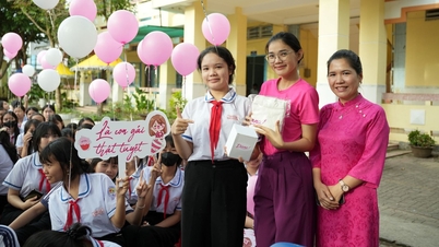 សិស្សស្រីមធ្យមសិក្សាជាង ៨.០០០ នាក់នៅទីក្រុង Can Tho បានចូលរួមក្នុងកម្មវិធី "ការធ្វើជាក្មេងស្រីគឺអស្ចារ្យ"។