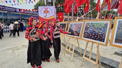 លោក ត្រឹន ទៀន យុង លេខាធិការនៃគណៈកម្មាធិការបក្សខេត្តឌៀនបៀន និងជាប្រធានគណៈកម្មាធិការដឹកនាំការអភិវឌ្ឍទេសចរណ៍ខេត្ត ក៏ជាលេខាធិការនៃគណៈកម្មាធិការបក្សខេត្តឌៀនបៀនផងដែរ។