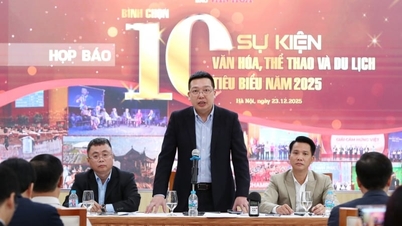 Why weren't Duc Phuc and his song 'Red Rain' independently selected among the top 10 outstanding cultural, sports, and tourism events of 2025?